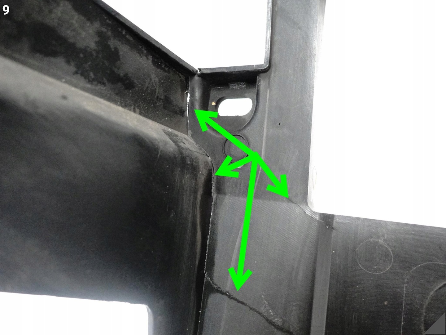 RENAULT MEGANE IV 4 16-24 wall support of the front support panel for radiators
