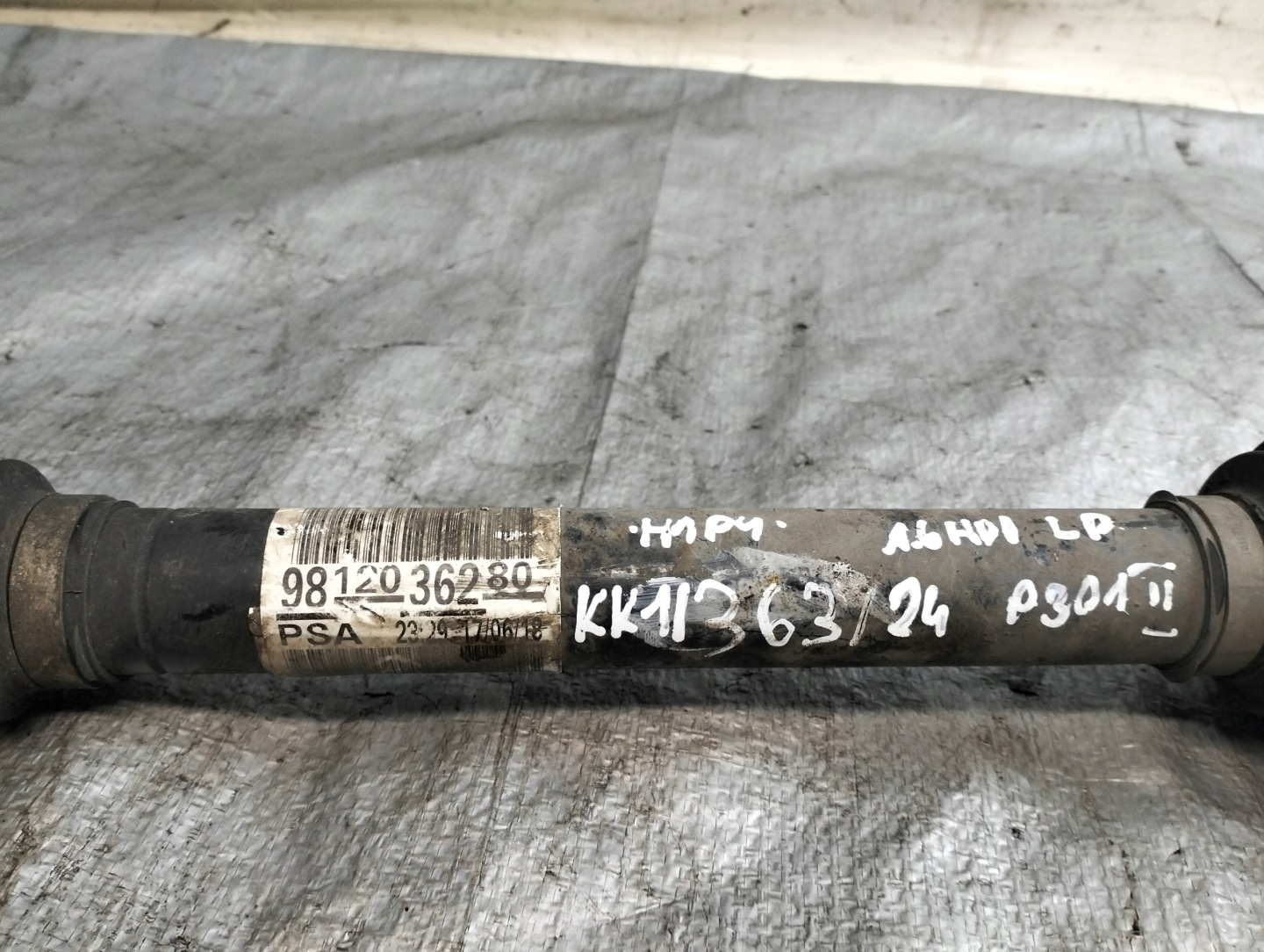 semi-axis left front PEUGEOT 301 18r OE 9812036280