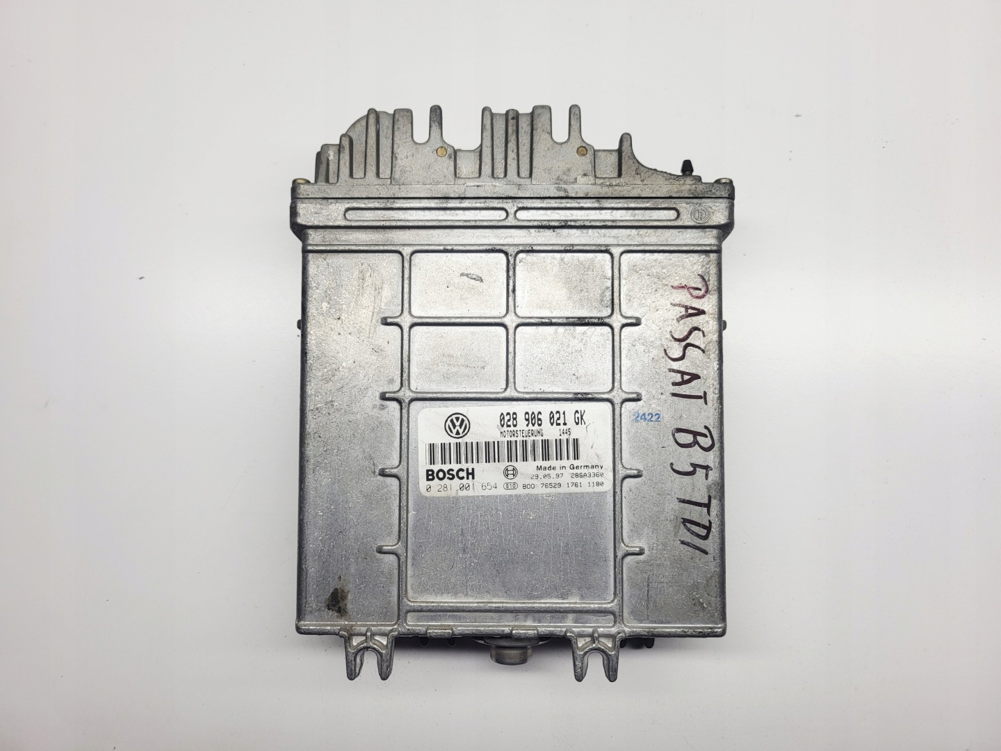 computer control unit of the engine VW PASSAT B5 1.9 TDI 028906021GK 0281001654