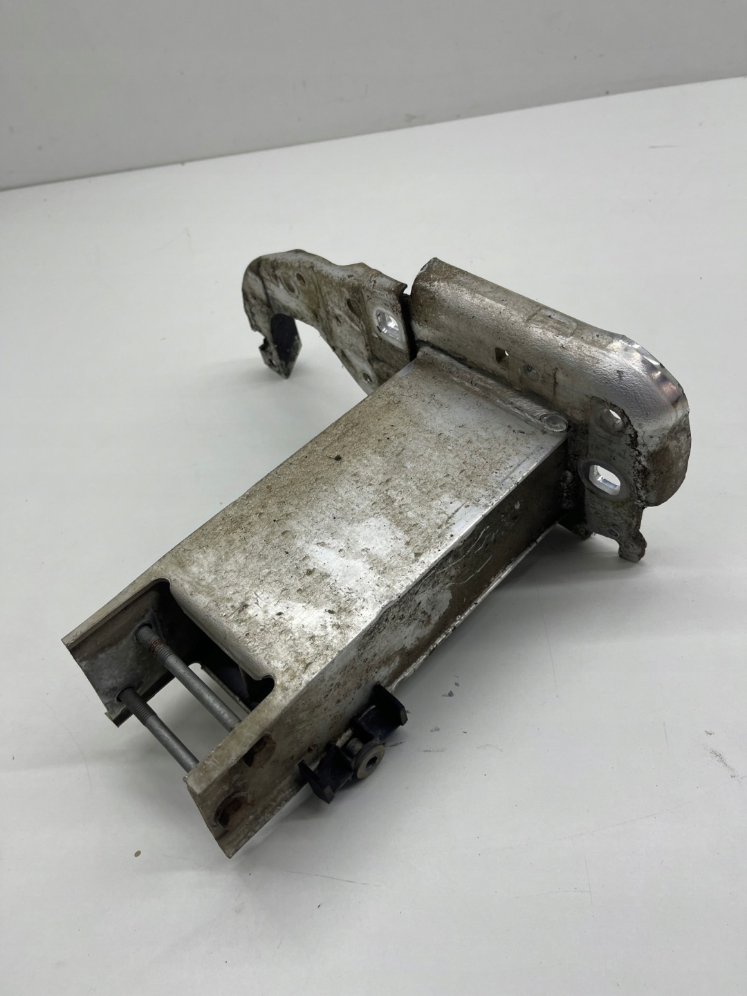 AUDI A6 C7 beam tip pillar sider right front original