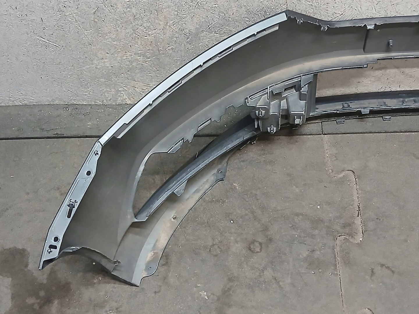 bumper front SKODA FABIA III 3 LIFT 6V