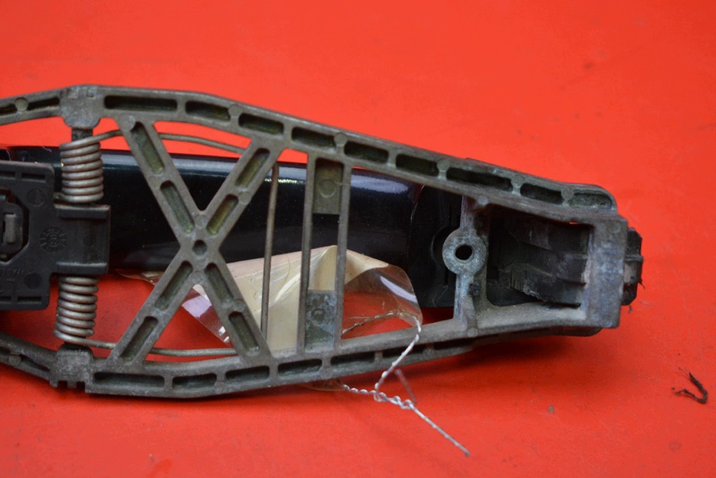 handle left front front black 1T0837885 VW TOURAN 1 and 03-06