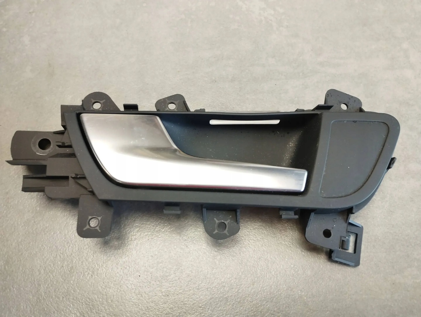 Audi A5 Sportback 8TA handle inner left rear part LED 8K0839019E