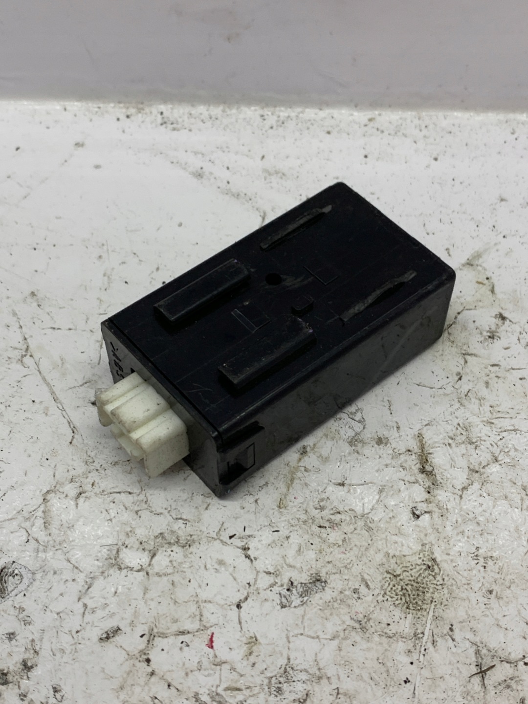 modul Bedienteil Tueroeffner CC33675DZB MAZDA