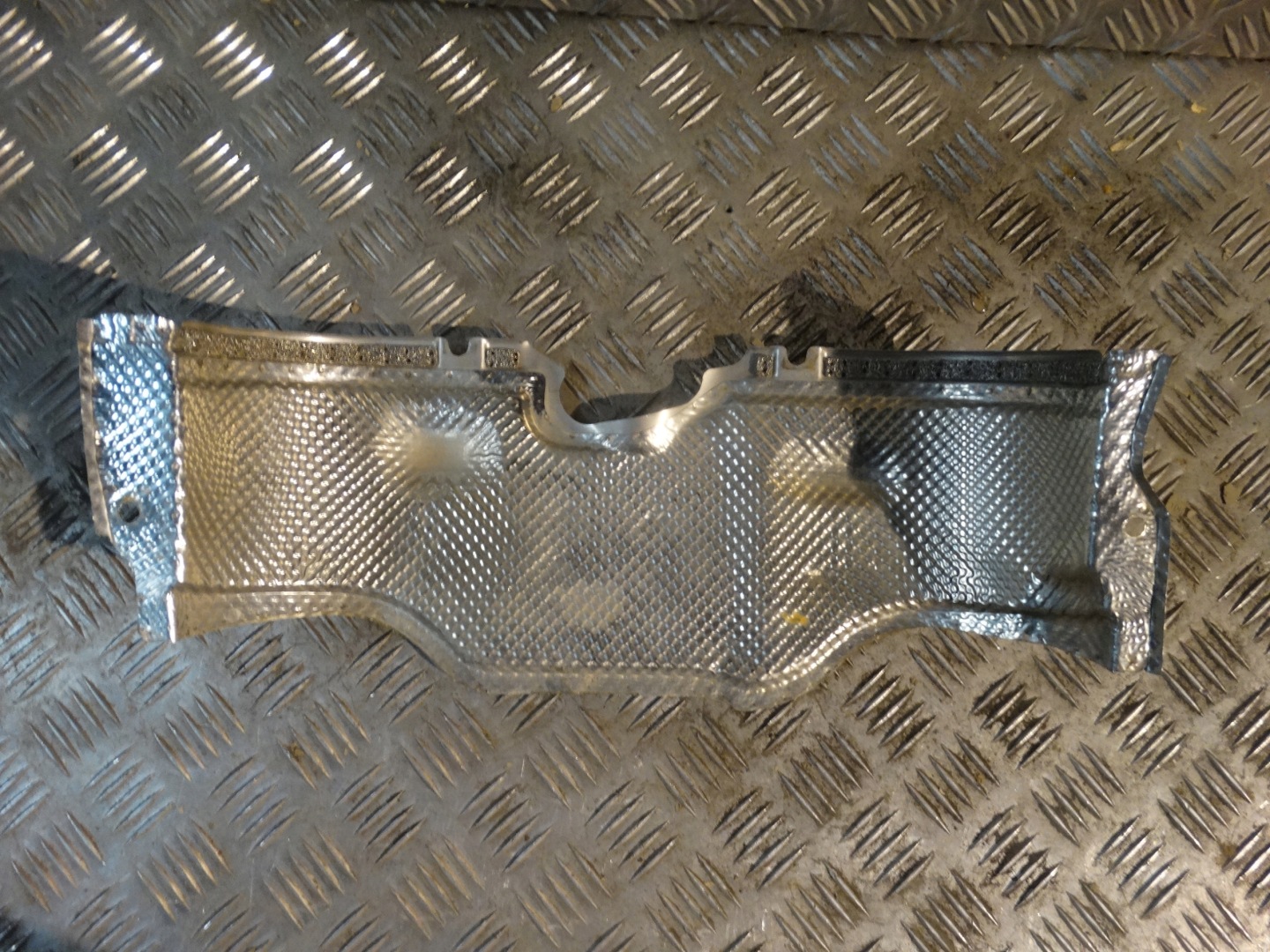 IDEALNA Blende Abdeckung TERMICZNA PORSCHE PANAMERA 971 1