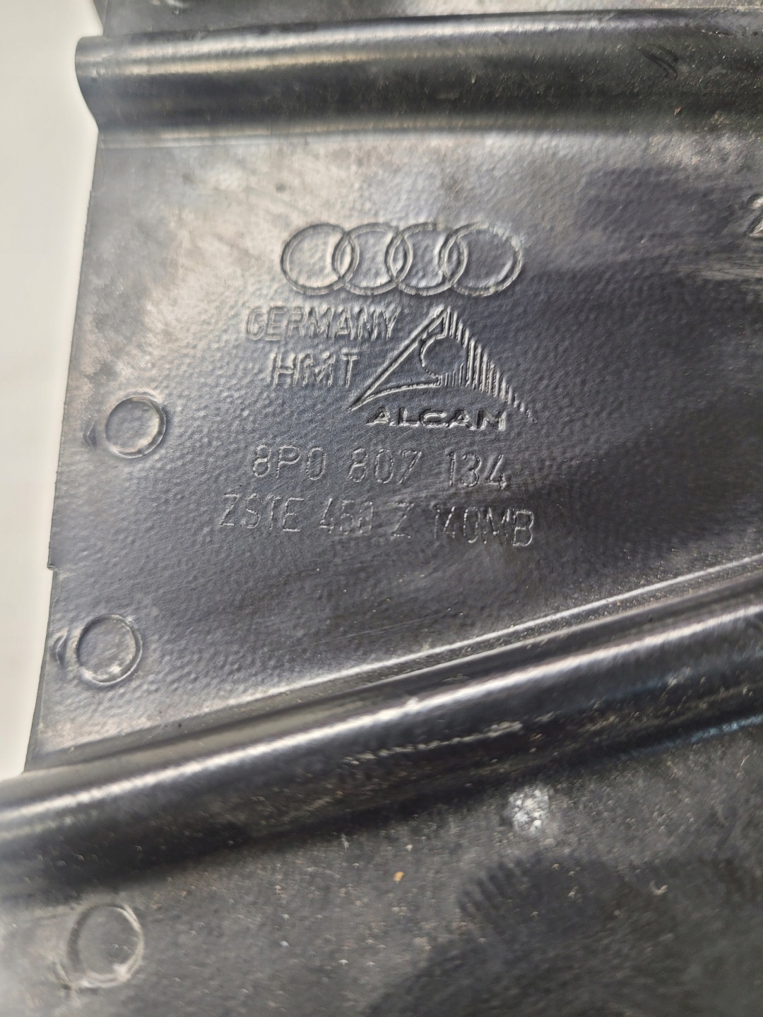 beam tips right AUDI A3 05-08 8P0807134