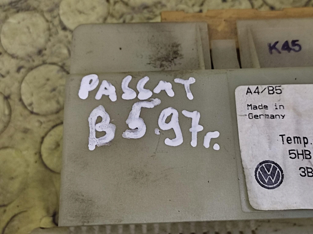 VW PASSAT B5 PANEL klími klimatizaci 5HB00761702