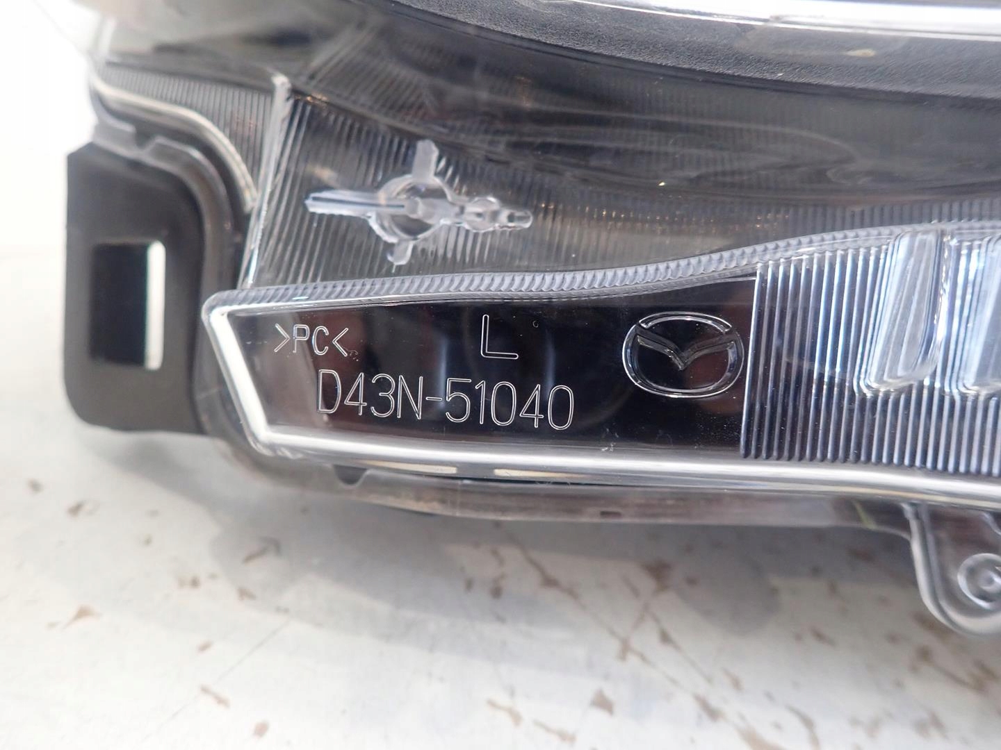 light front left MAZDA 2 LIFT 2020- FULL LED