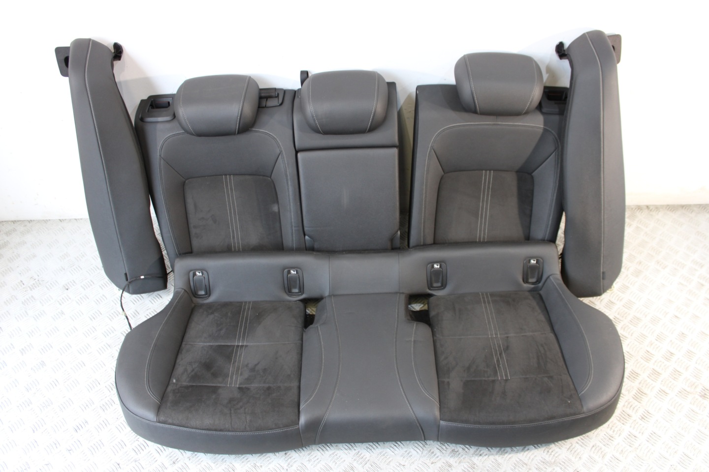 seats inner semi leather upholstery OPEL INSIGNIA B LIFT