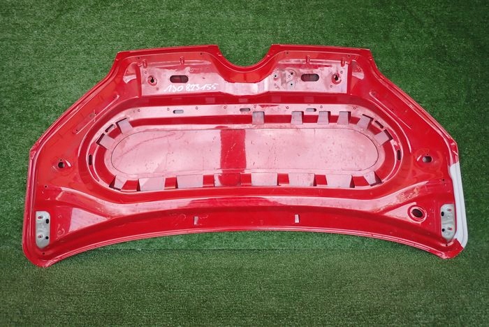 VW UP LIFT 16- cofano