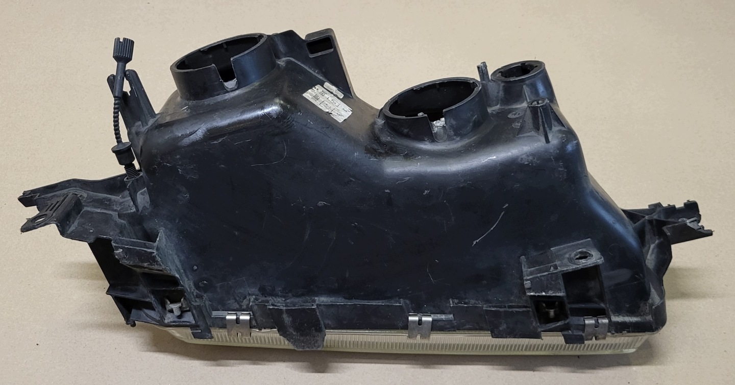 light REFLEKTOR left front PEUGEOT 605 6B 60916650 0488009 original EUROPA