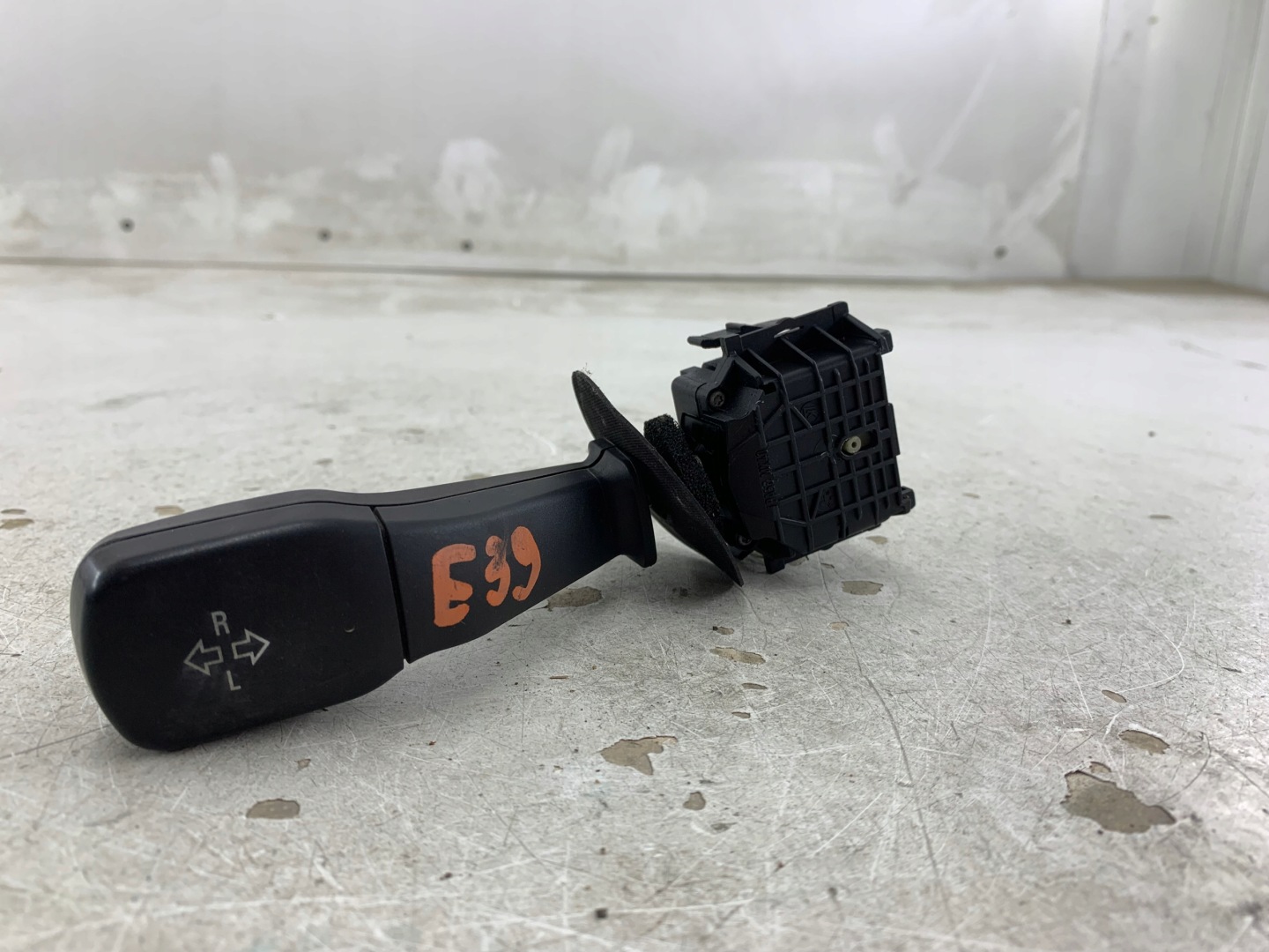 BMW E39 MANETKA switch of indicators 8352014