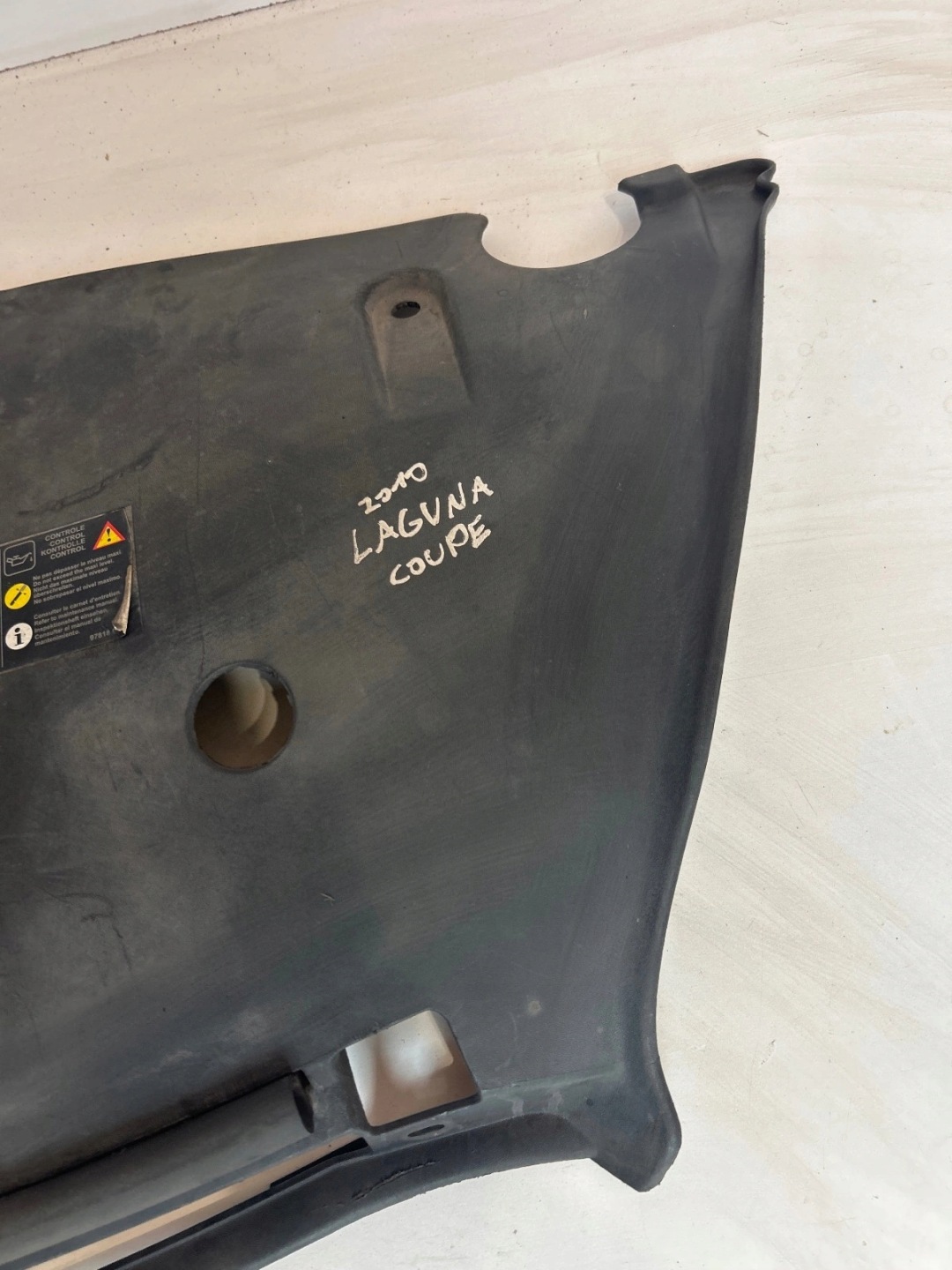 kryt Horn stěny předního Renault Laguna III Coupe