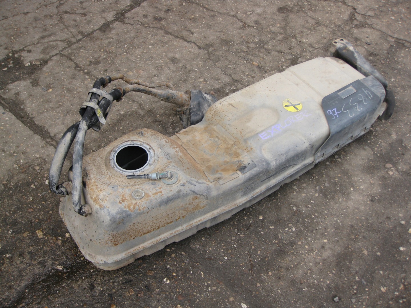 FORD EXPLORER II FL 98R 4.0 V6 kraftstofftank tank
