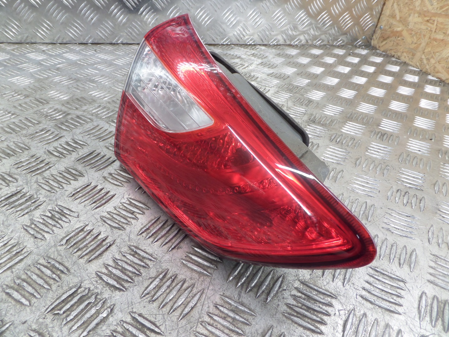 light rear left to the bonnet HYUNDAI I30 II HATCHBACK 2015-2017 ROK