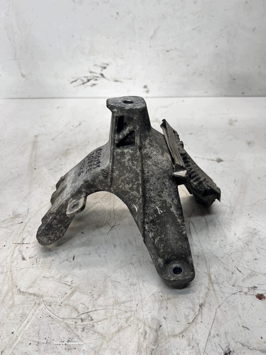 engine mount right AUDI A4 B8 A5 Q5 8K0199308EE 1/26