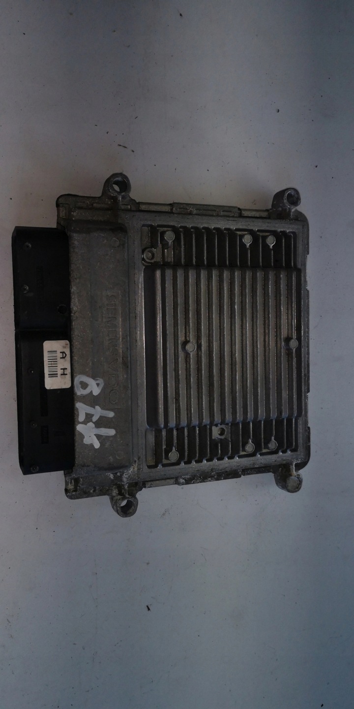 Computer ECU KIA CARENS 5WY5266A 39112-25050 ORYGI