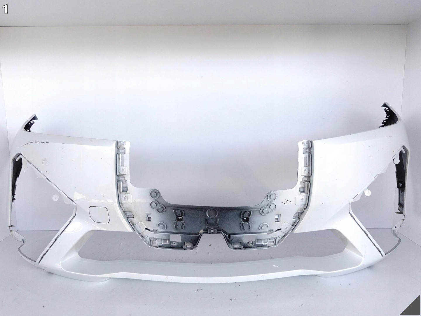 BMW IX I20 M60 21-25 m-packet MSP bumper BUMPER front (6xPDC) 7933621
