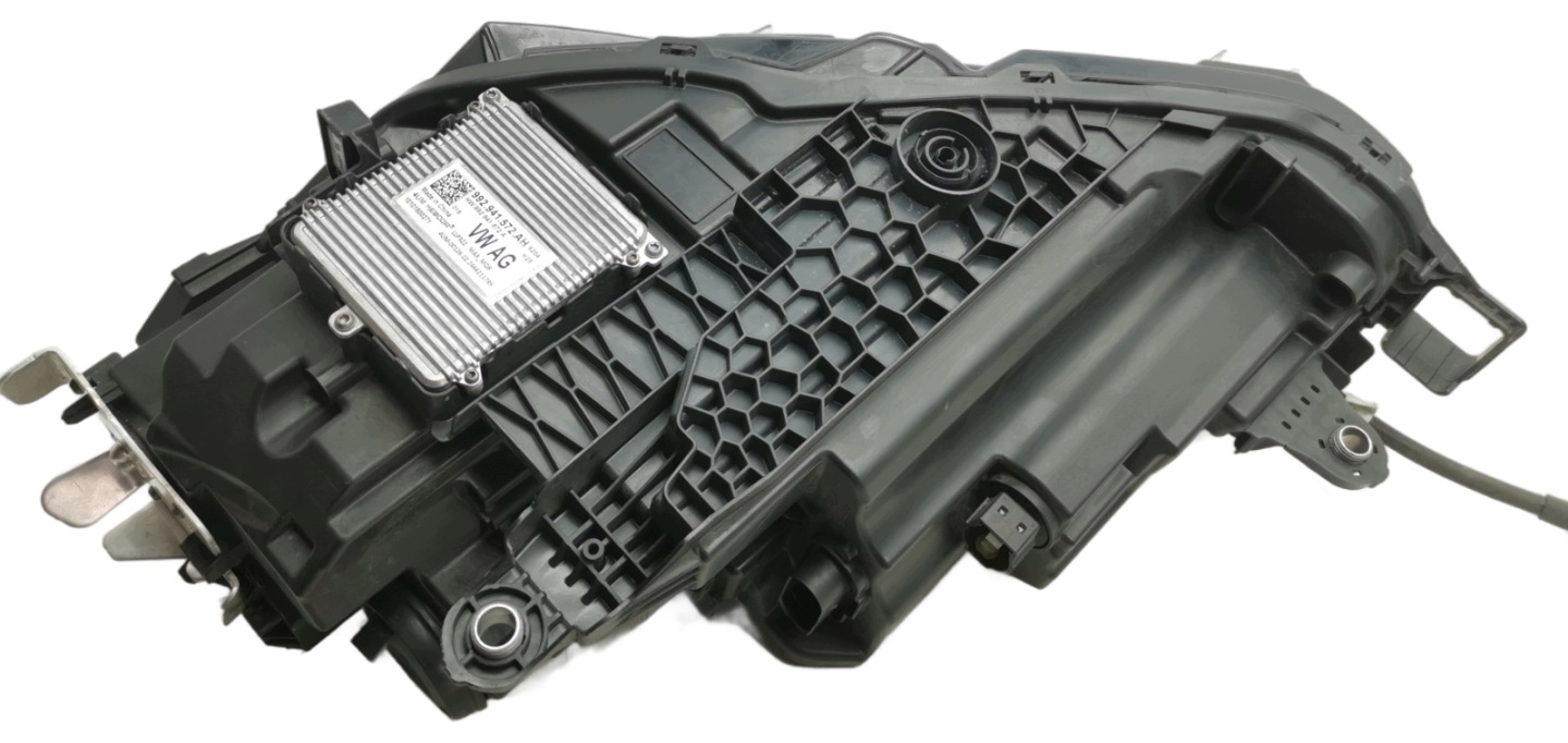 light reflektor Full LED right front Skoda Superb IV 3P1941016B ORG