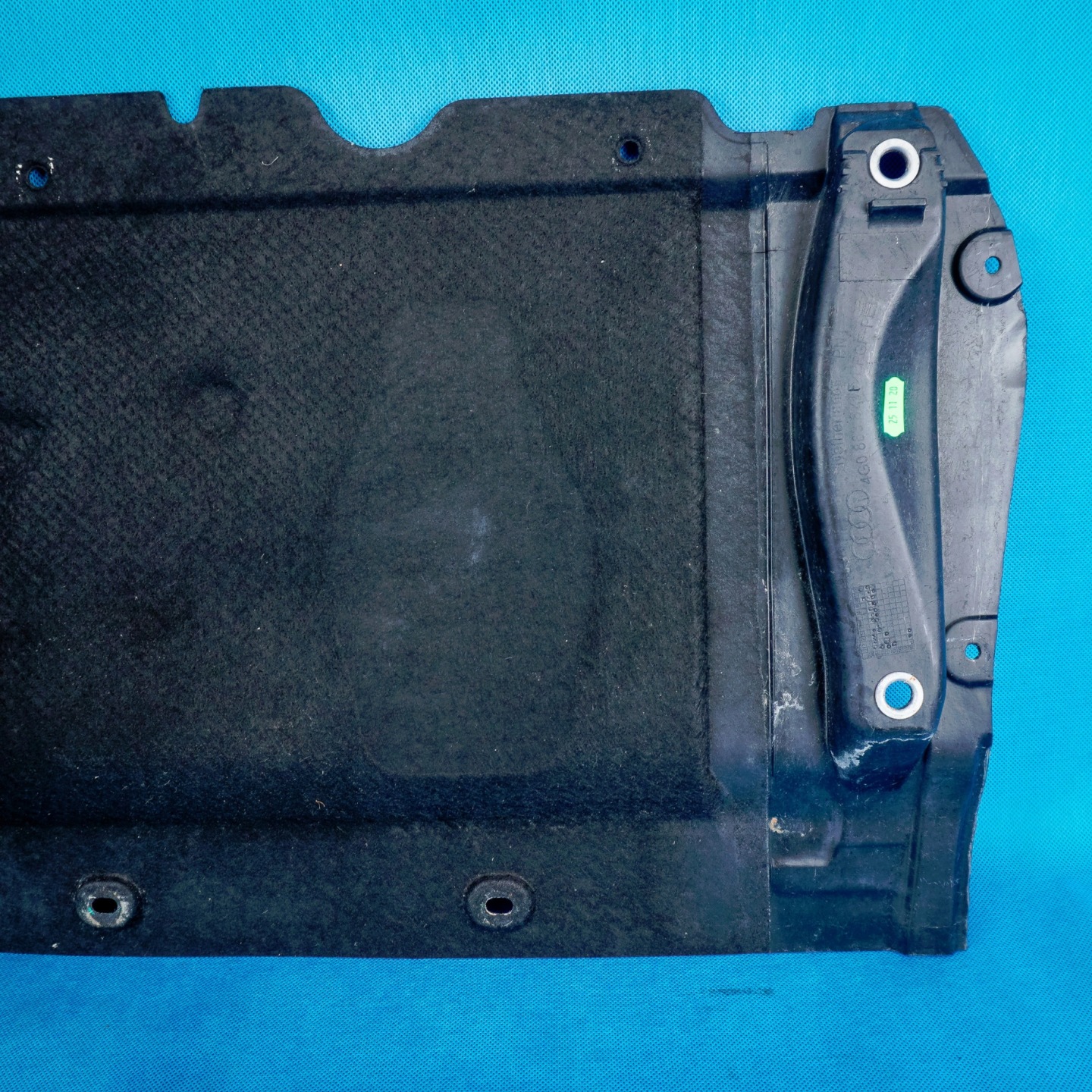 cover chassis below engine of the engine Audi A6 4G A7 4G8 4G0863821F
