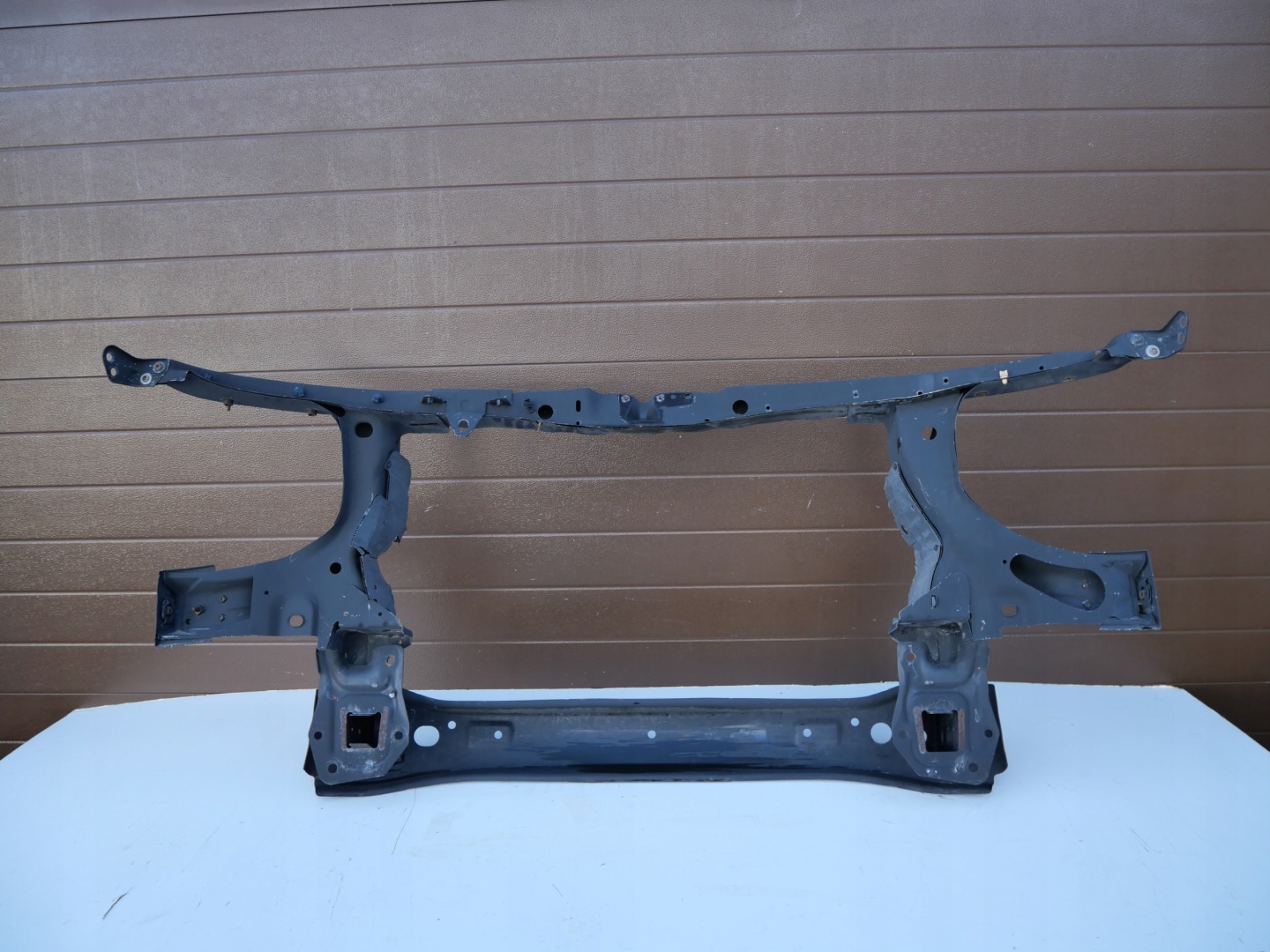 sider support panel for radiators pillar iron VW T5 7H0805598