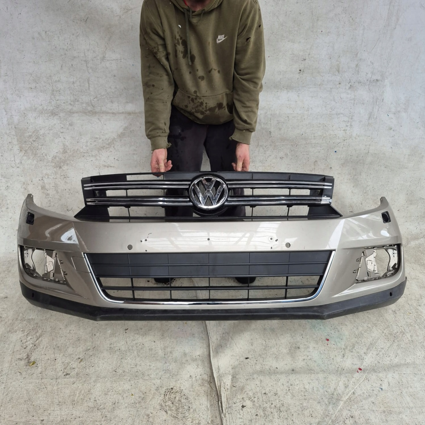 VW TIGUAN and 1 LIFT 11-16 bumper front front washer PDC