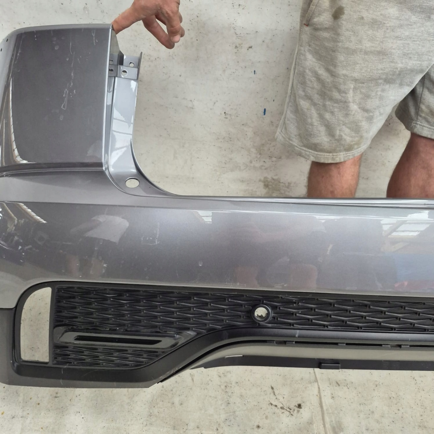 JAGUAR E-PACE LIFT 20-24 Stoßstange heck hinten PDC