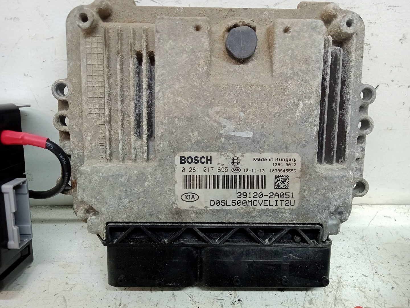 KIA SPORTAGE 3 III 1.7 CRDI computer control unit of the engine ECU 39120-2A051