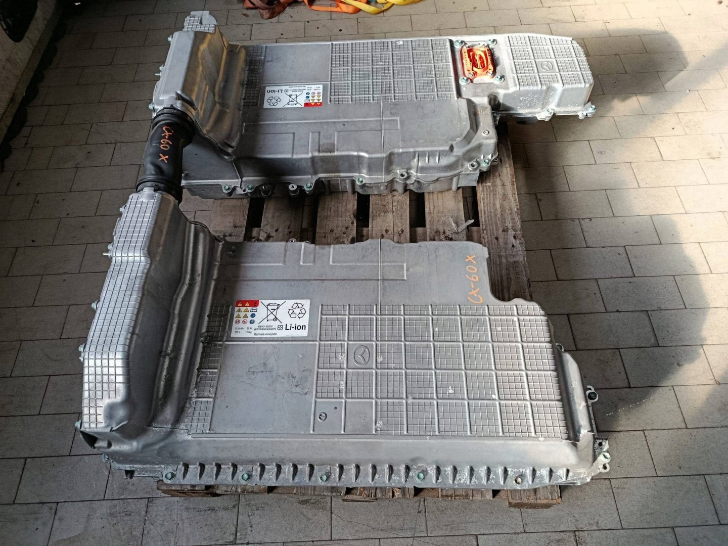 Bateria trakcyjna HEV/EV Mazda CX-60 KBY330210 nr X
