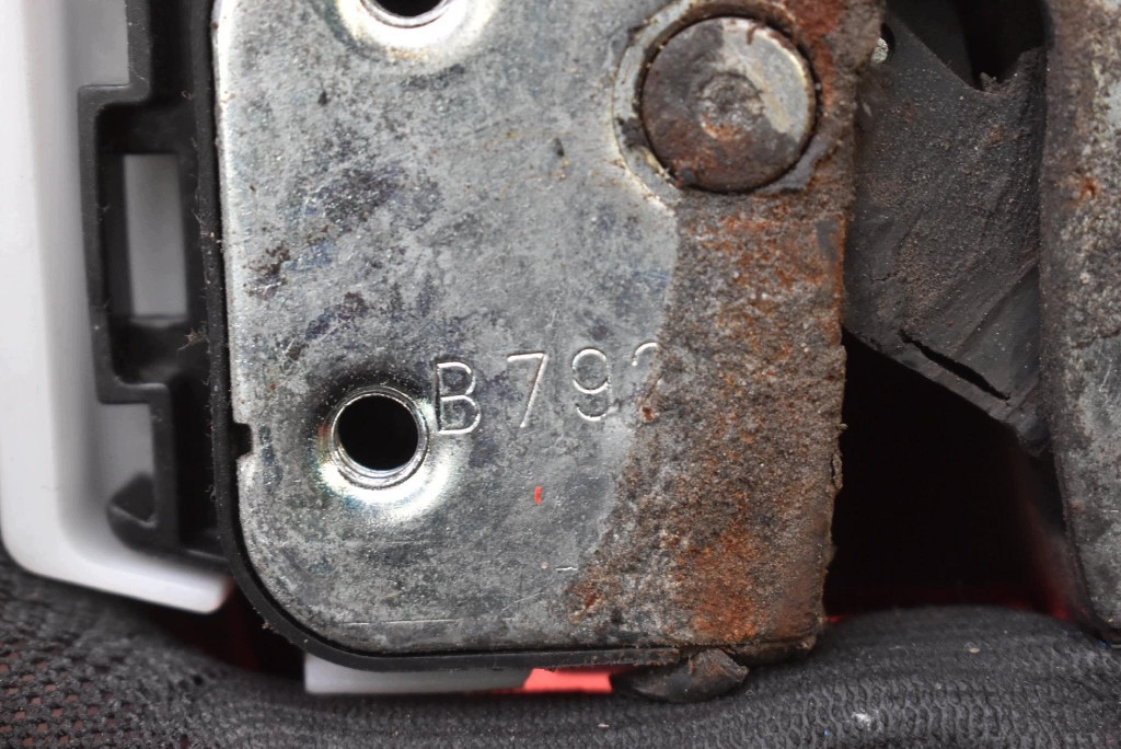 lock door right front front EU FORD KA MK2 08-20