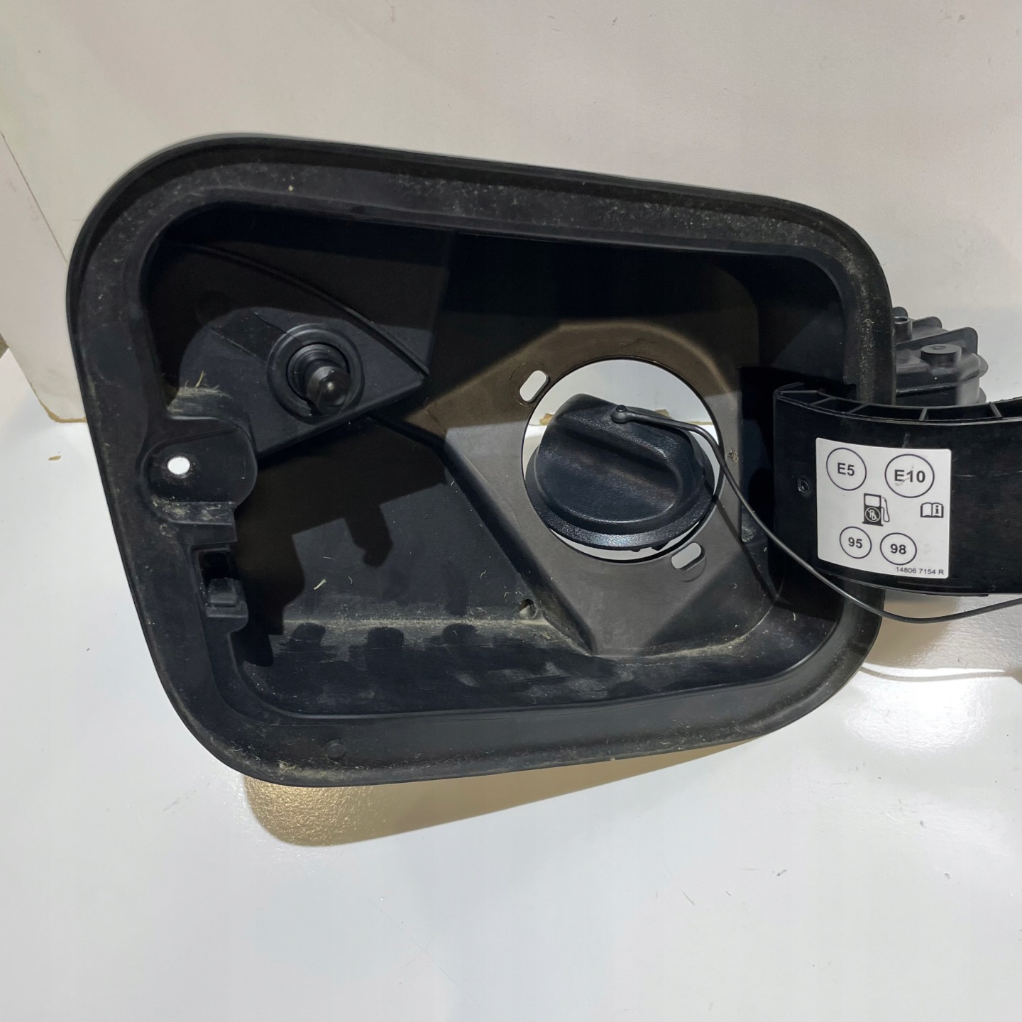 RENAULT CAPTUR II Volet trappe carburant Carburant TEQNC BIXUI
