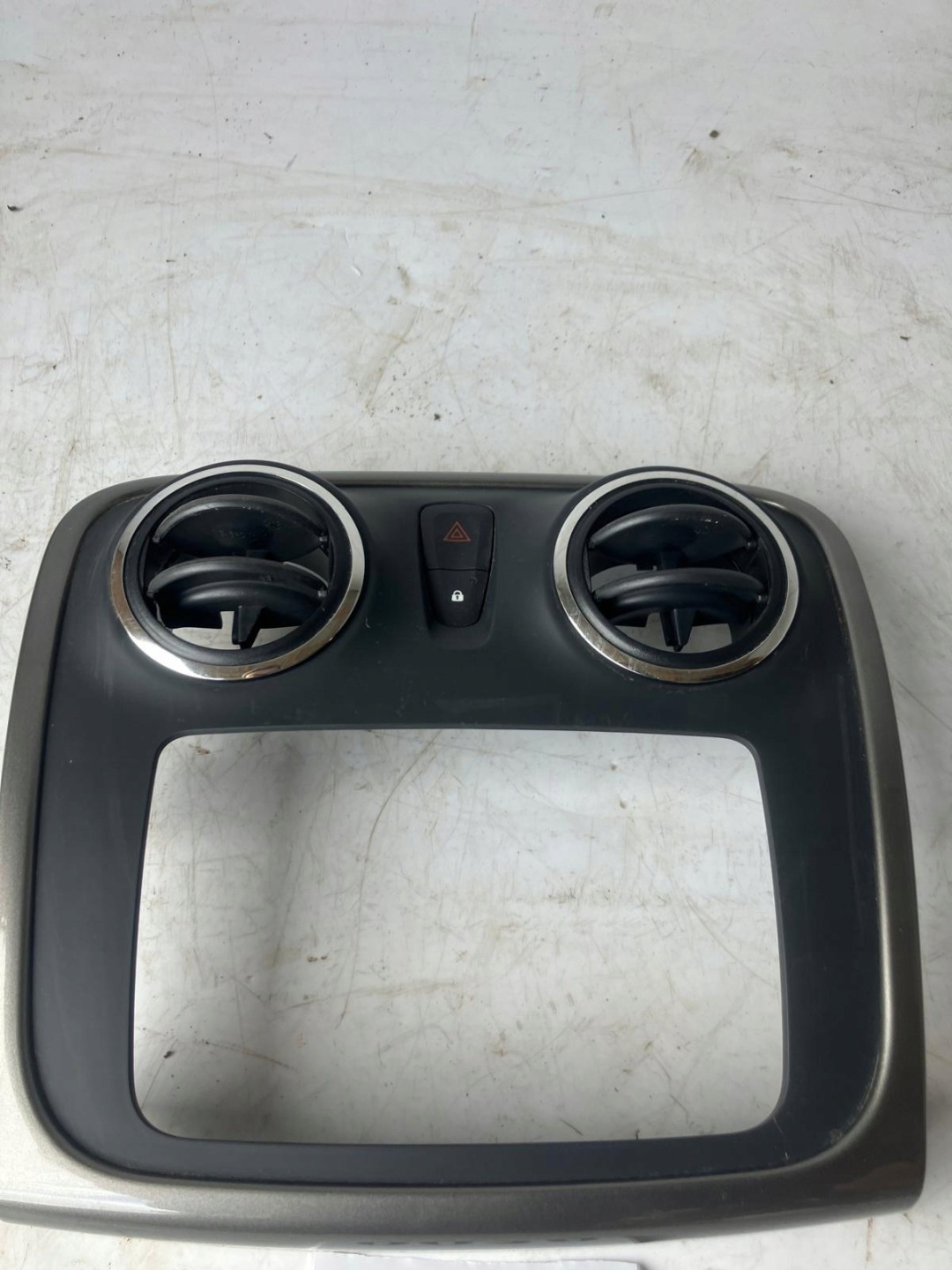 frame navigation devices KRATKI air conditioning devices DACIA SANDERO II