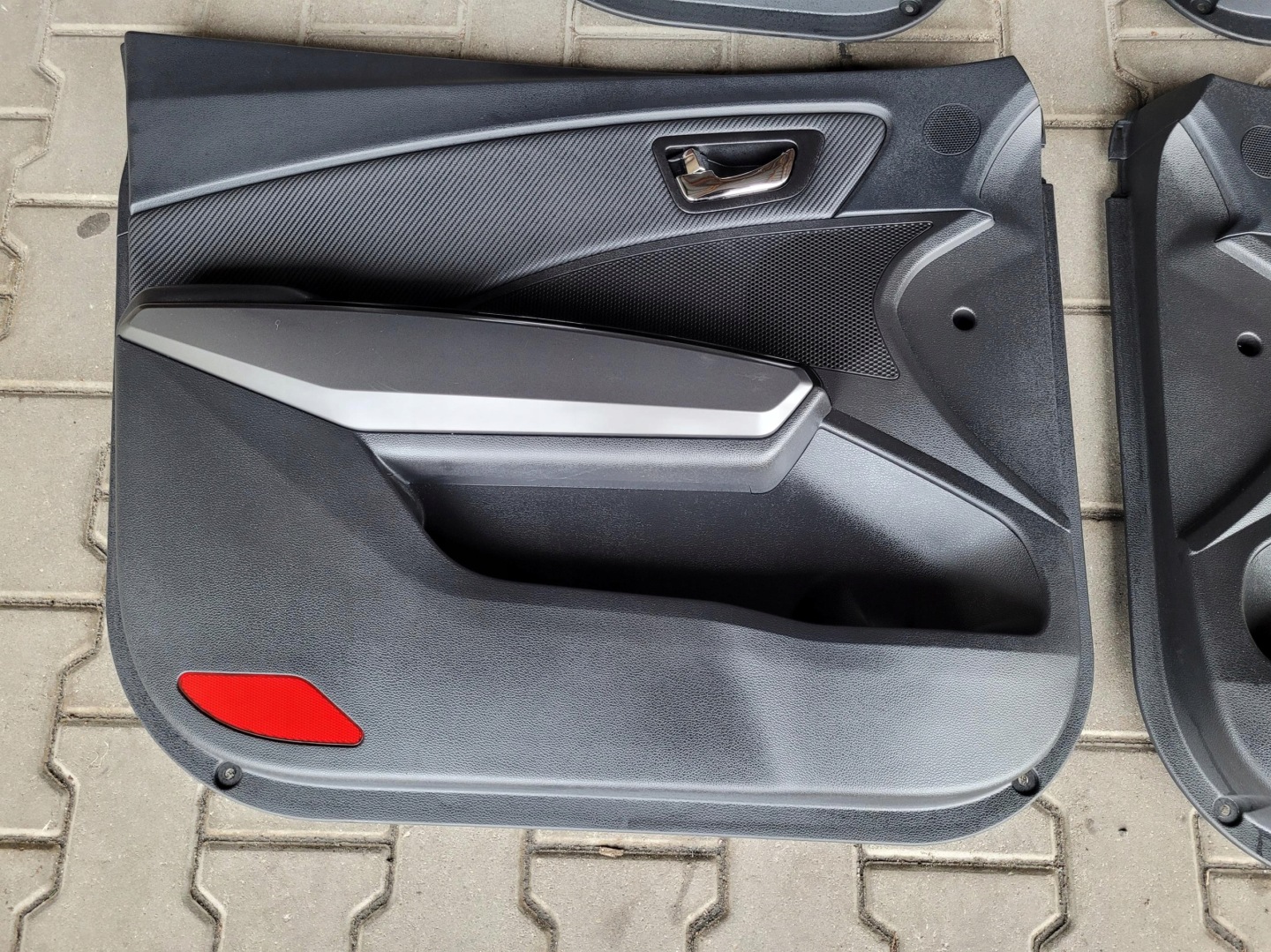 side door front rear part left right SSANGYONG TIVOLI XLV
