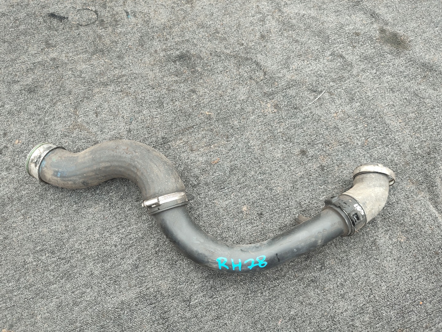 cijev prijenos interkulera VW T5 LIFT T6 Transporter 7E0145762C