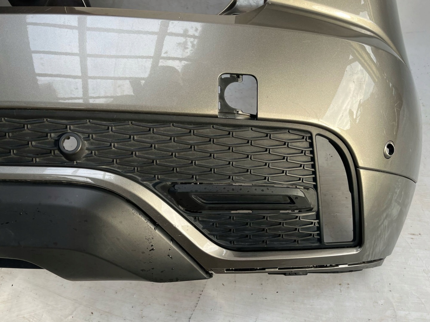 JAGUAR E-PACE 17- bumper rear part rear PDC J9C3-17D781-A