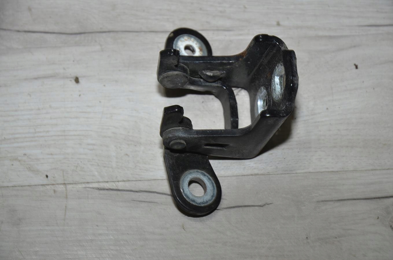 hinge door right rear part FIAT FREEMONT 12r