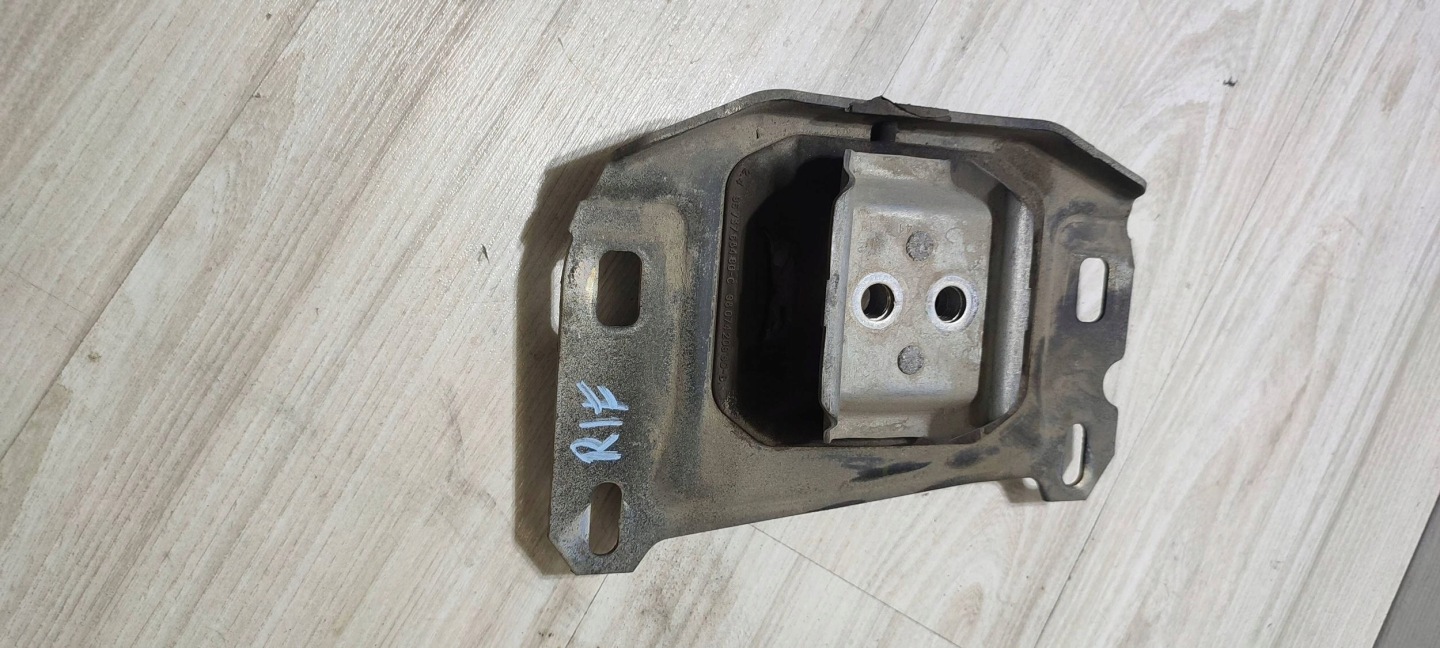 gearbox mount Peugeot Rifter 9673768480