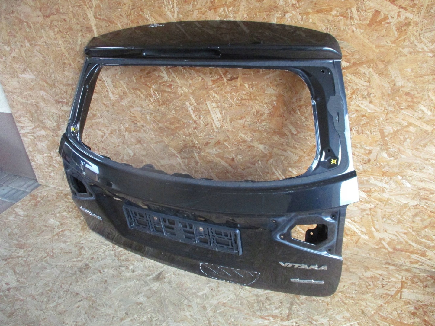 boot door rear SUZUKI VITARA III 15