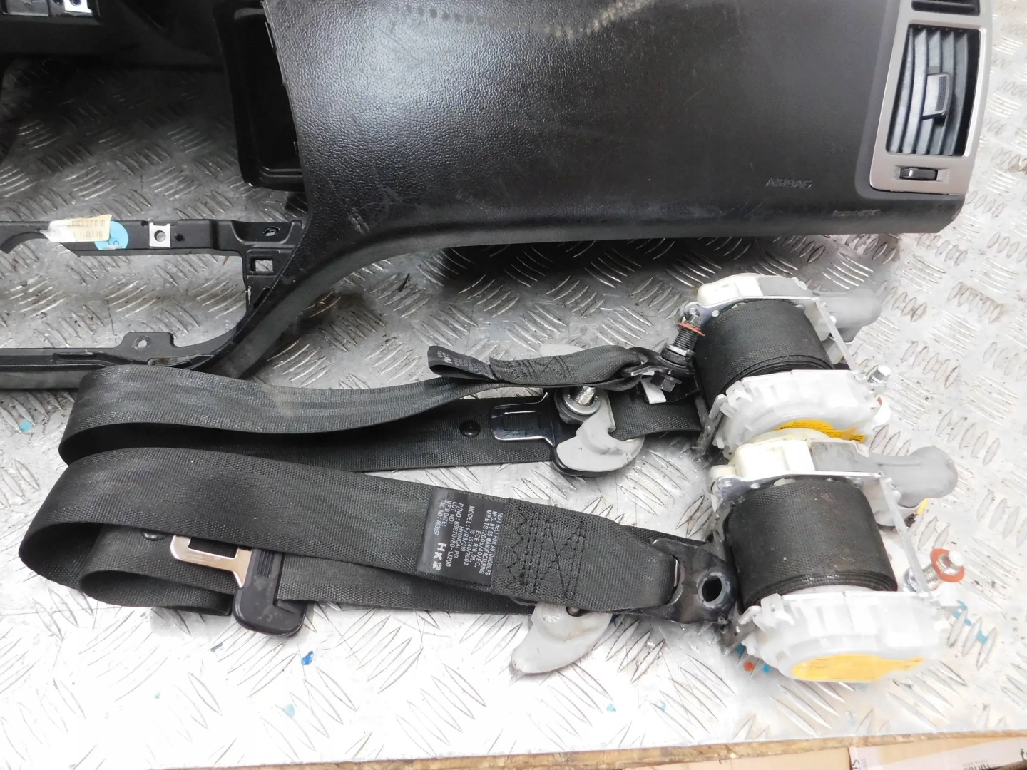 dashboard console airbag adjusters HYUNDAI I20 LIFT 12-14