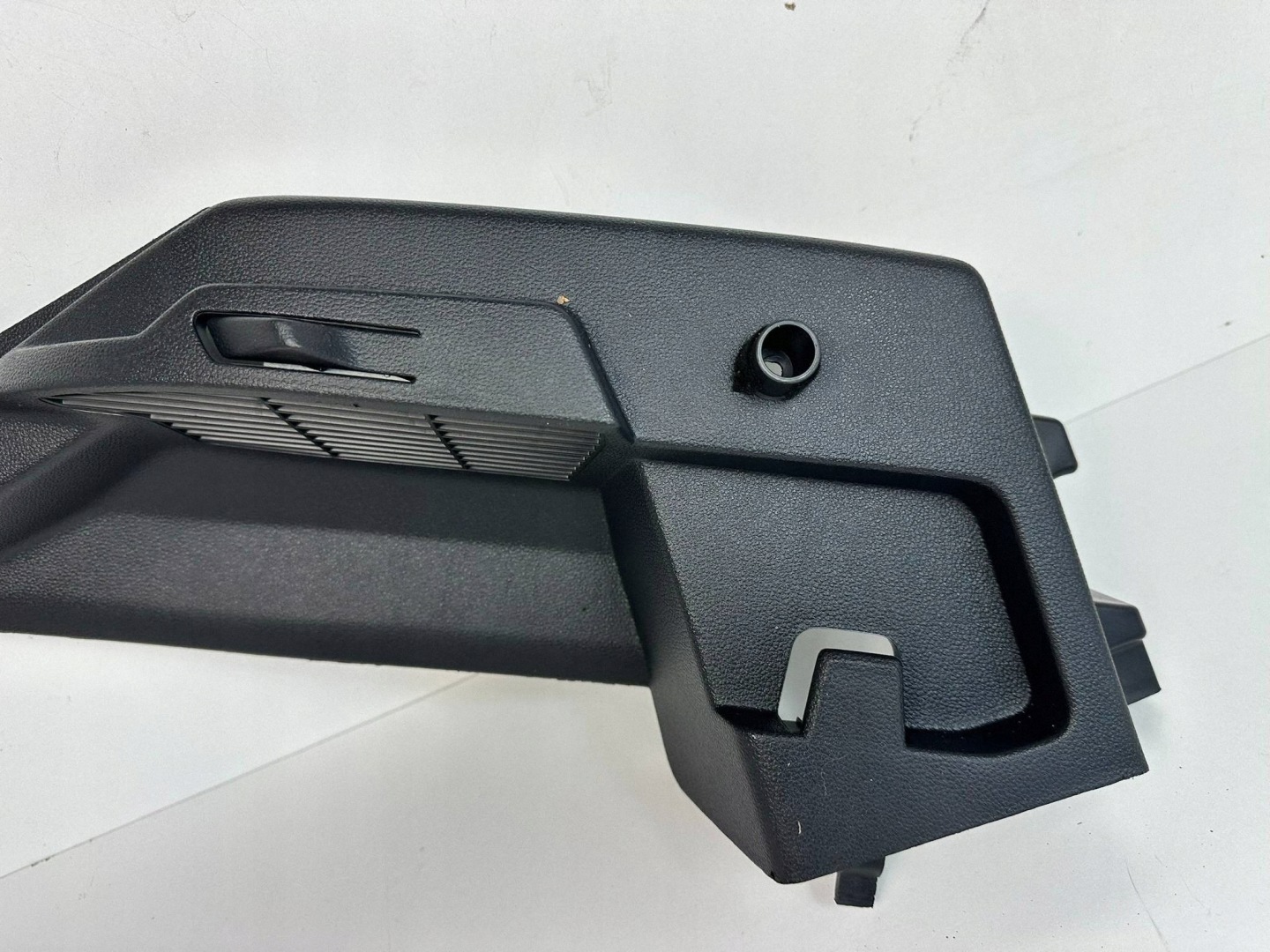 Volkswagen T-Roc boot upholstery 2GA867761