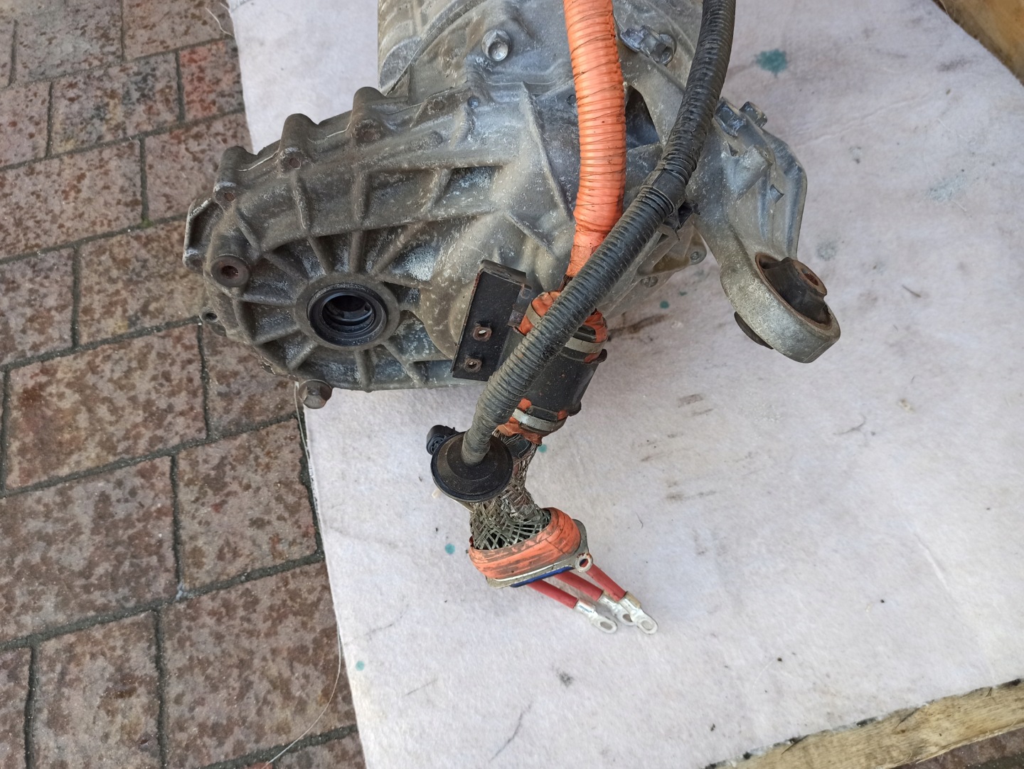 engine electrical diff OUTLANDER III 17r PHEV