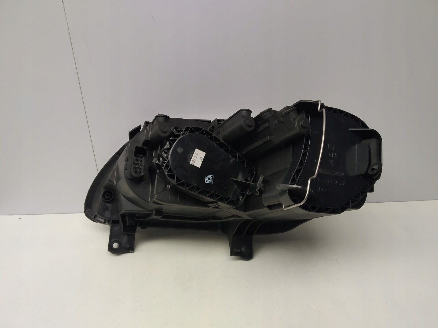 2003-2010r Vw Caddy reflektor light front right before lift Visteon