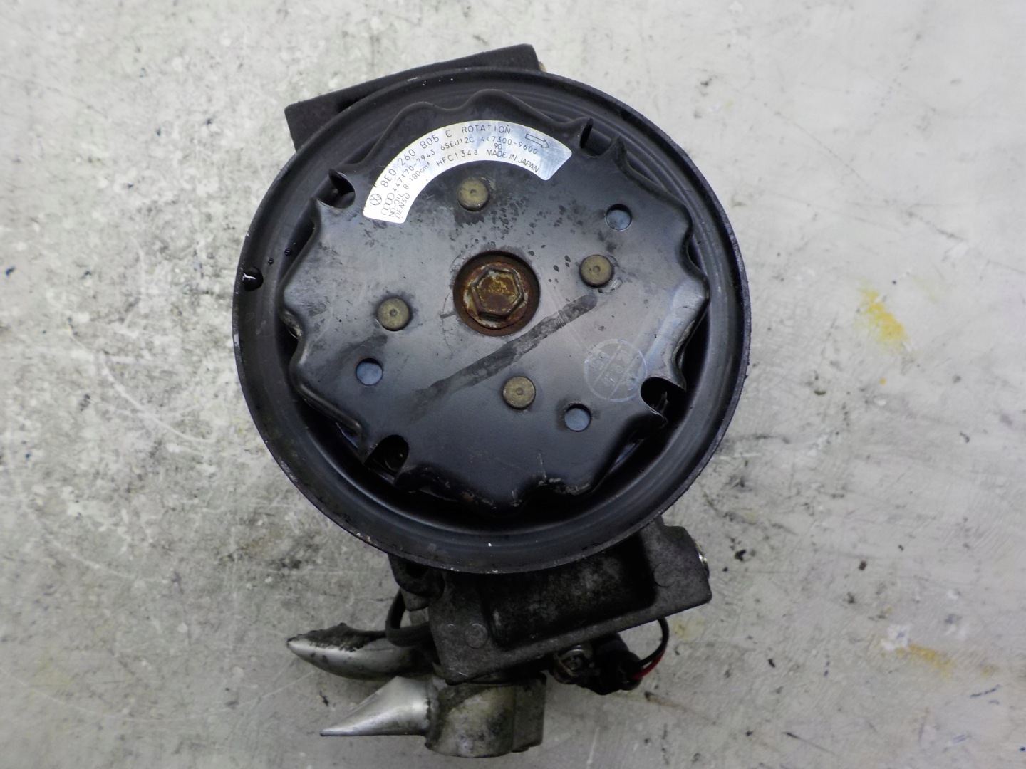 AUDI A4 B6 kompresor pumpa klimatizaci 8E0260805C