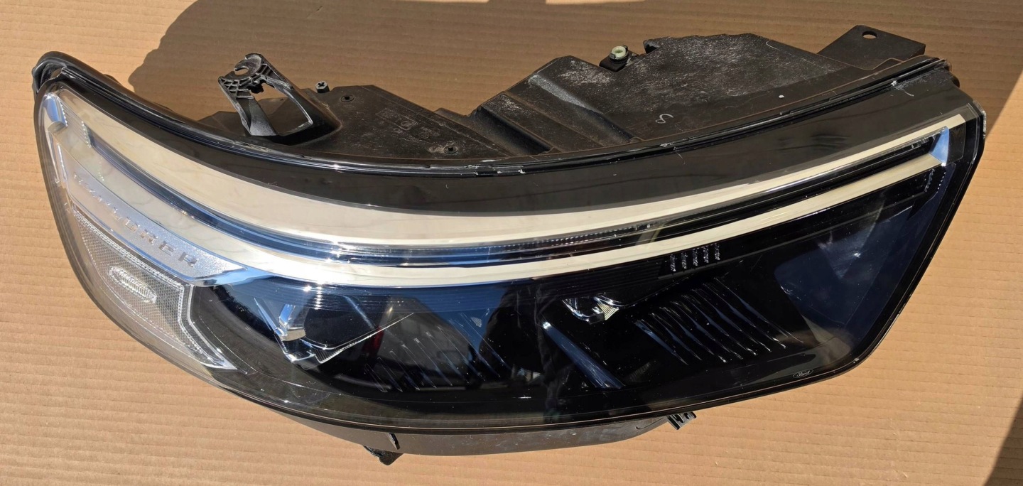 Ford Explorer VI st-Line before lift 2019-2024 light right