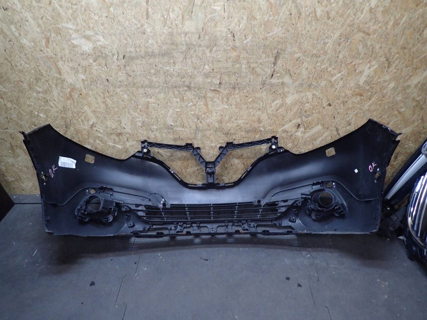 PARAURTI ANTERIORE RENAULT KADJAR