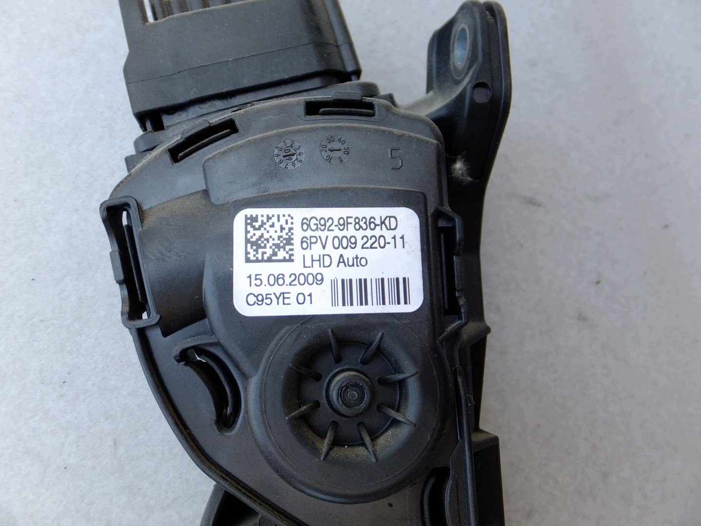 potentiometer Gas ford s-max mk1 2,0 tdci 6G92-9F836-KD