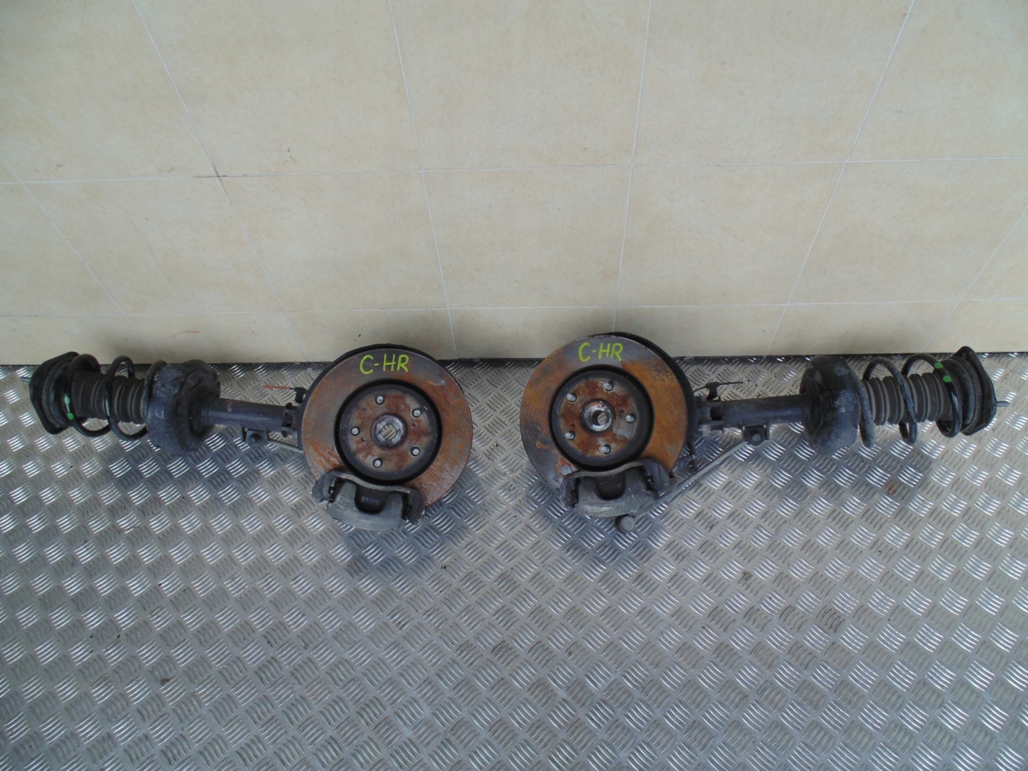 swing front right TOYOTA C-HR CHR 1.8 HYB