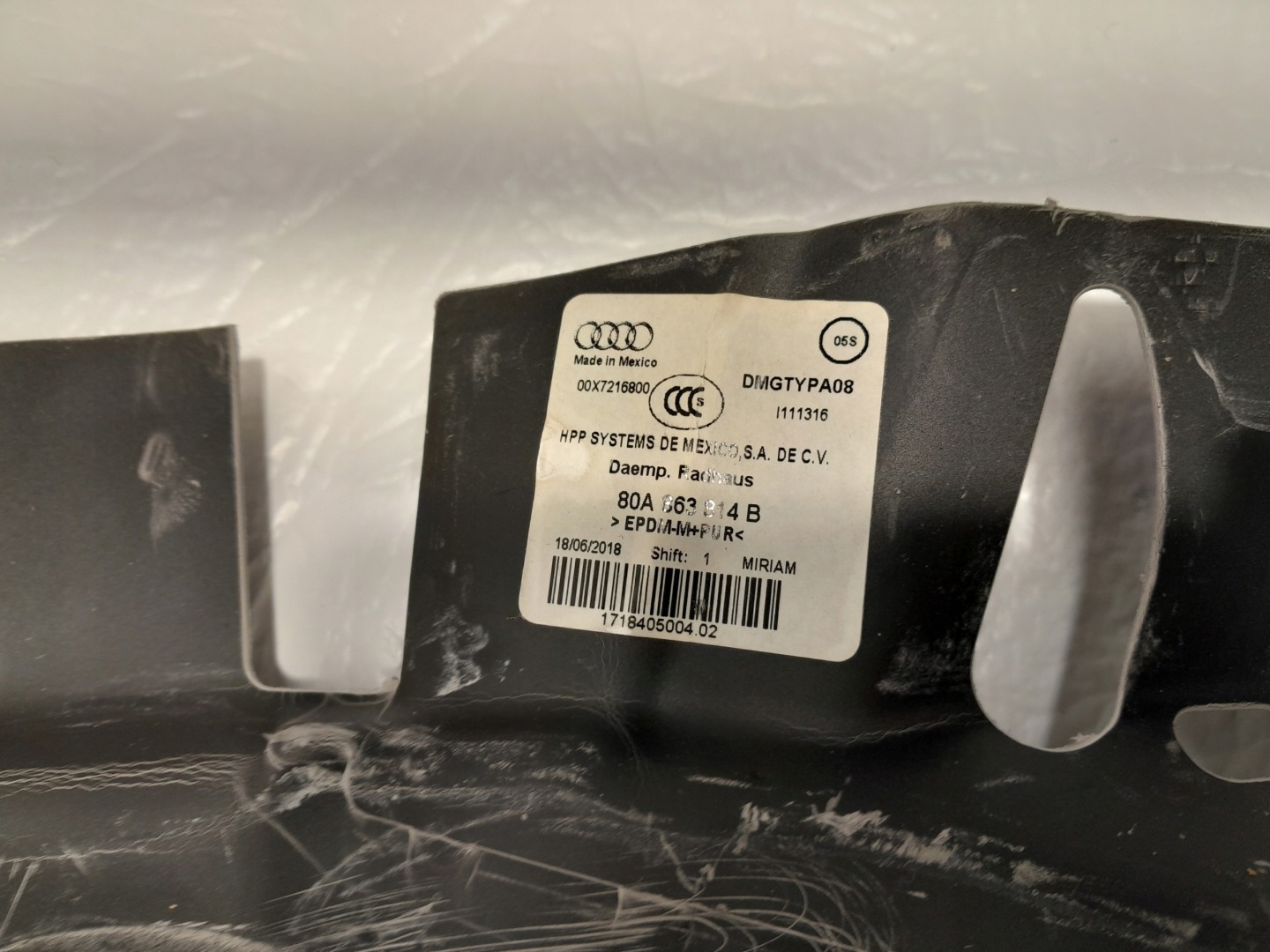 AUDI Q5 80A soundproofing NADKOLA right 80A863814B