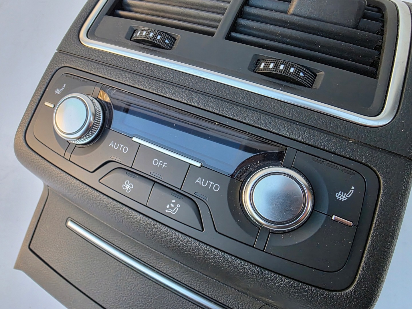 PANEL klimatizaci klími KANAPY 4 STREFY STREFOWA AUDI A6 C7 4G A7