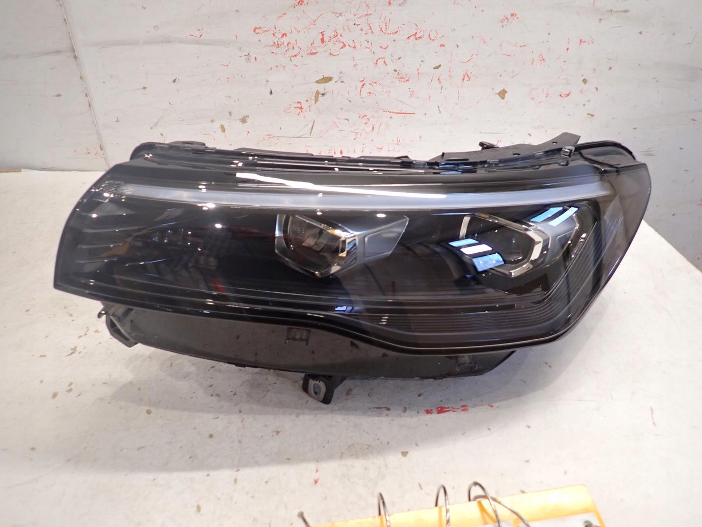 light front front left VW TIGUAN III 2024- FULL LED 571941035C